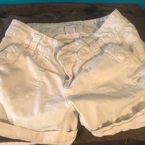 Used white Candies Khaki Shorts in size 0